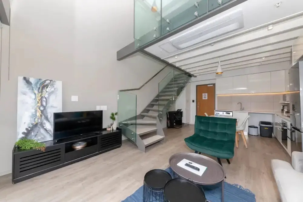 Plush Loft Apartment With Signal Hill View