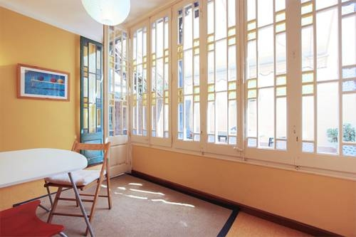 Rent a Flat in Barcelona Arc de Triomf