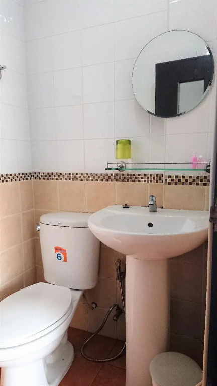 Hop guest House