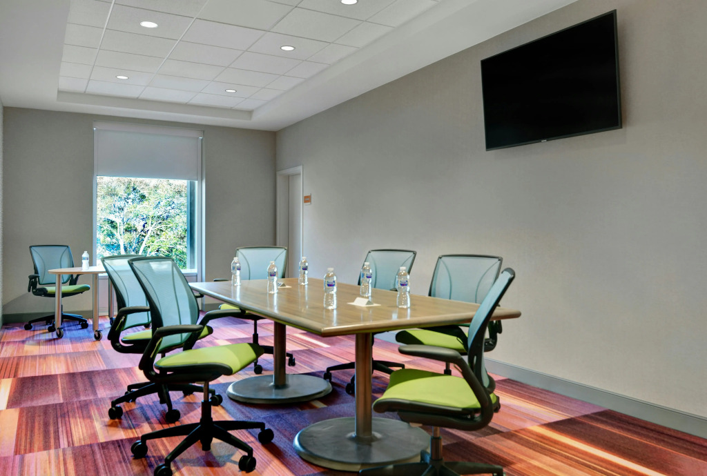 Home2 Suites By Hilton Largo, Fl