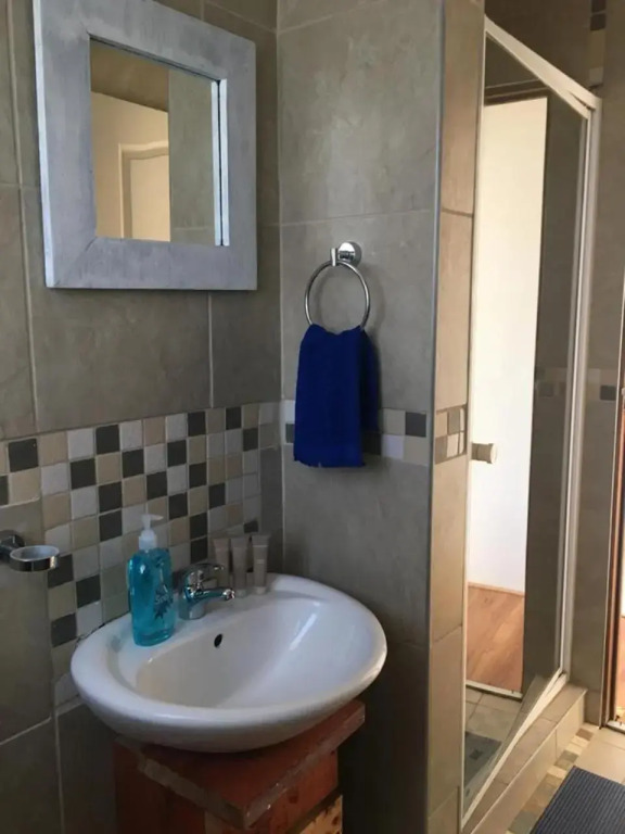 Gansbaai Self-Catering Apartment