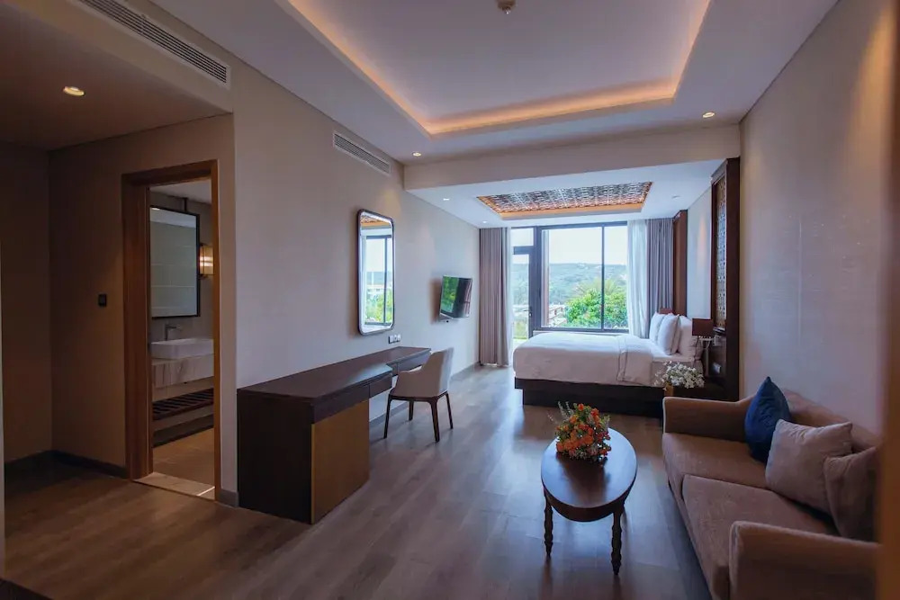 The Palm Nest Cam Ranh Private Pool Villa