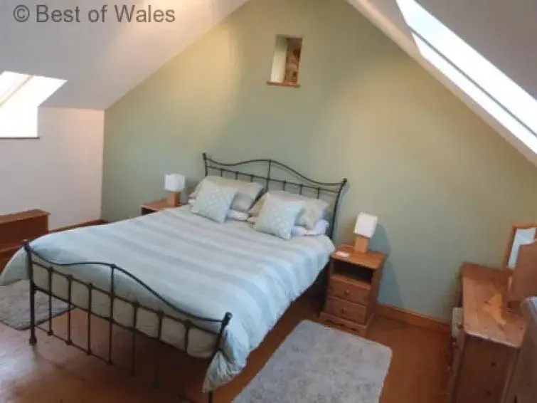 Holiday Home Llety'r Cwm