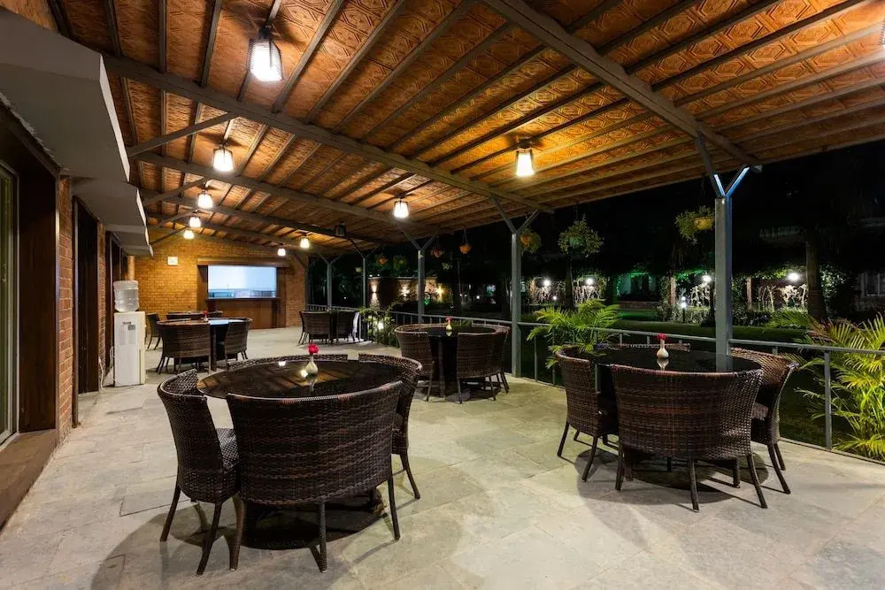 OYO 28692 Nandan Resort