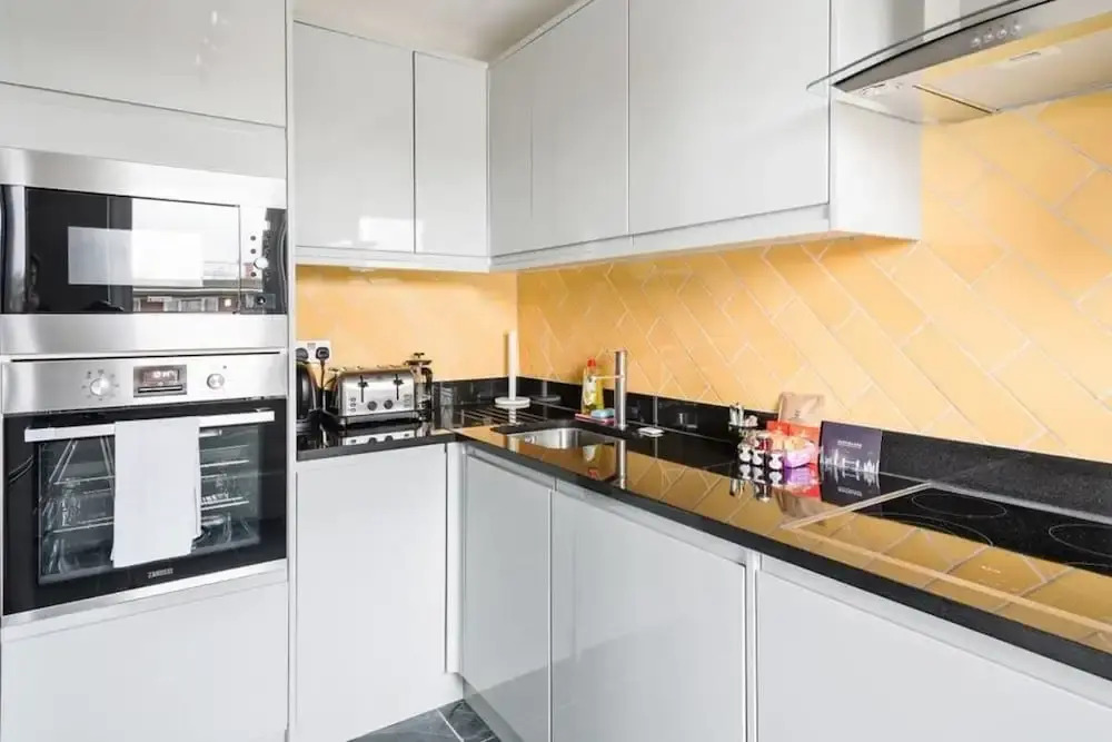 Modern 3 Bedroom Apartment in Holborn