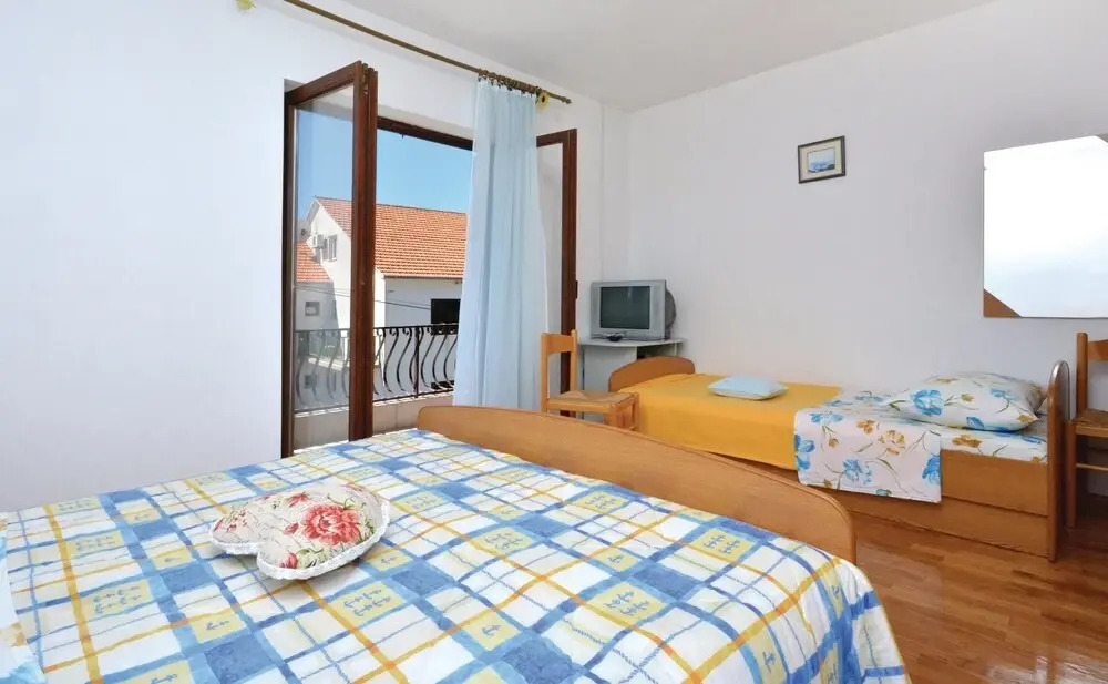 Beautiful Home in Vrboska With Wifi and 1 Bedrooms