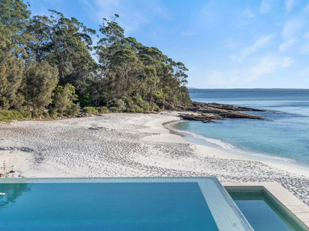 Horizons at Hyams Beach