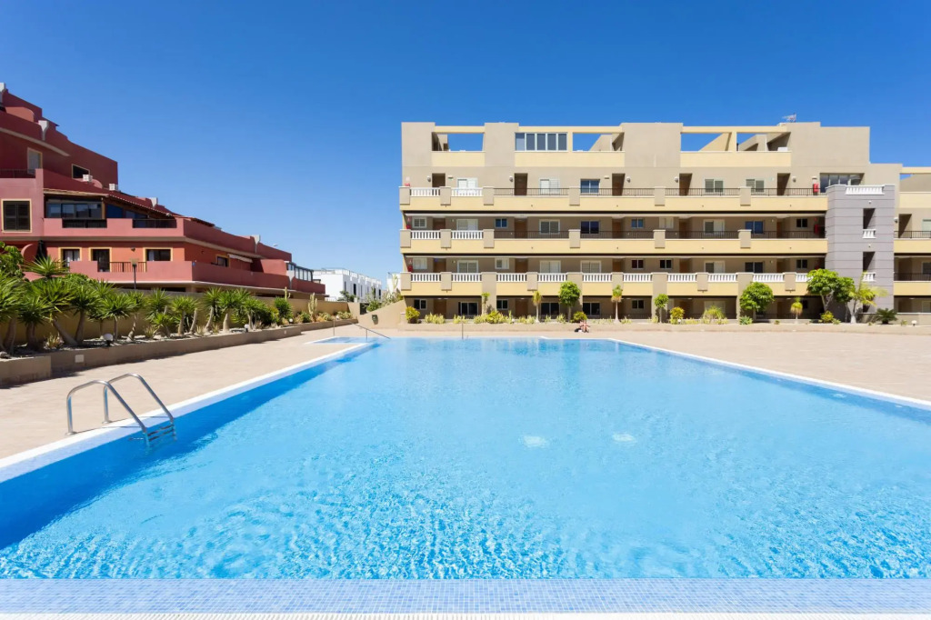Home2Book Bright Penthouse Médano, Terrace & Pool
