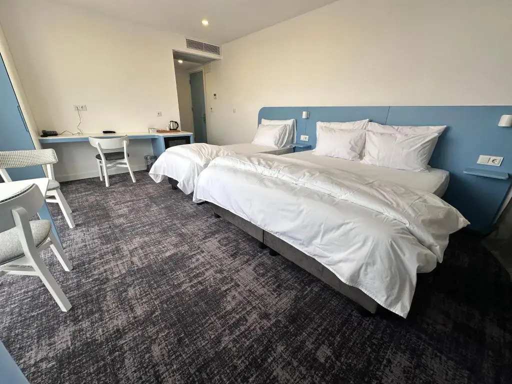 No25 Hotels