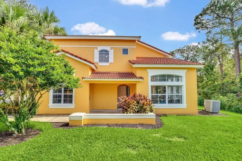 Brand New Quiet 4 BR Townhome in Emerald Island