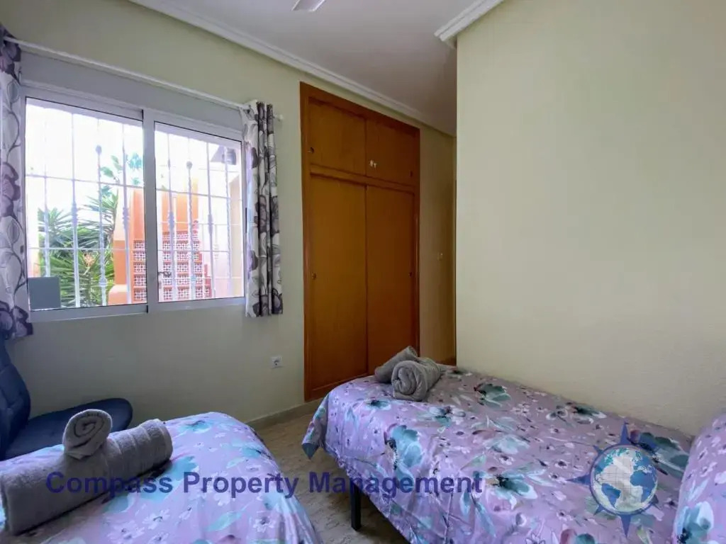 First Floor 2 Bedroom Apartment Near Emerald Isle LF13
