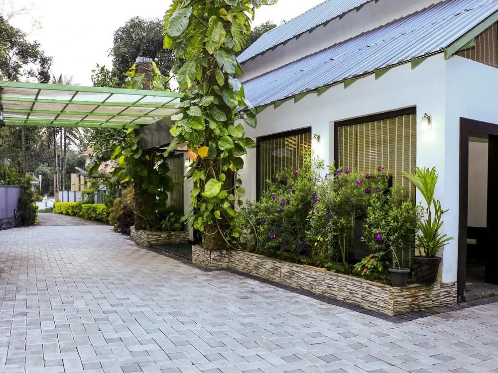 OYO 4215 Spice Valley