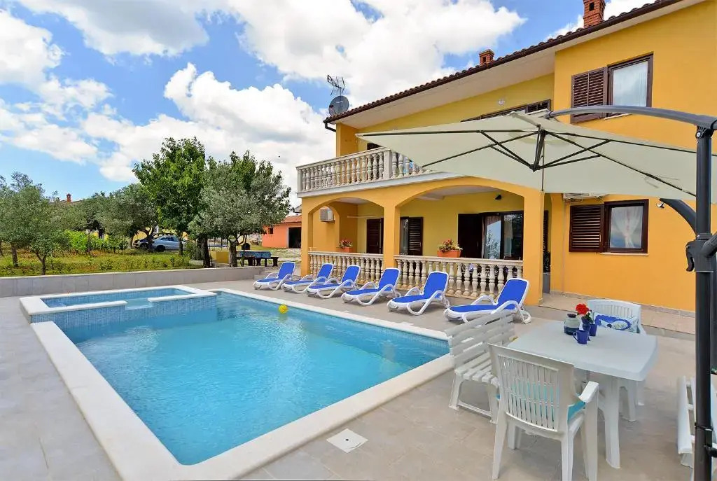 House Smiljana 2059