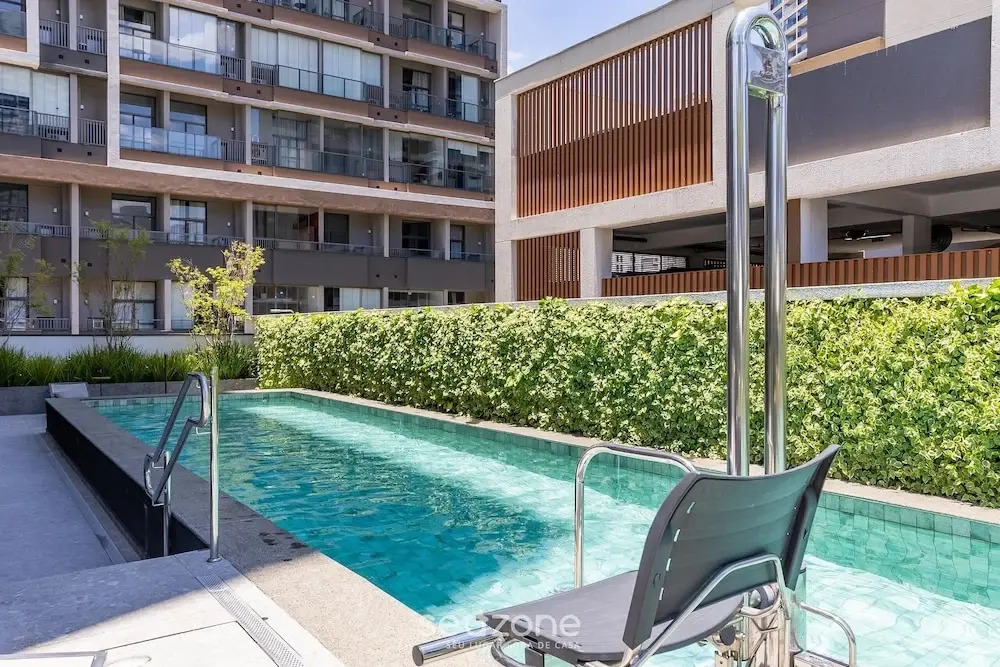 Complete Studio 120 m From the Subway Hmr0602
