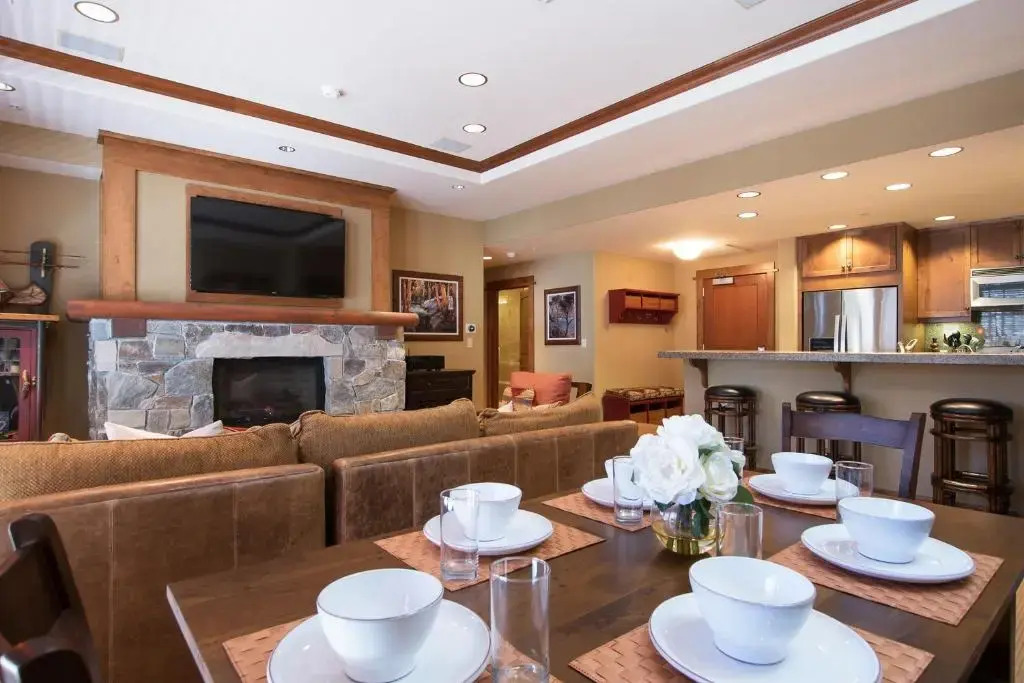 Luxury 2BD Village at Northstar Residence - 306 Iron Horse South