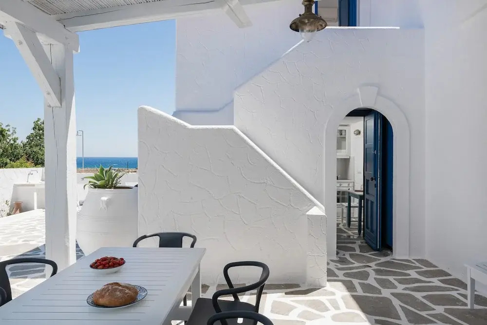 Kalathos Square luxury suites