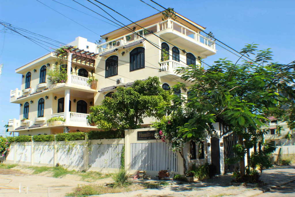 Hamilton Oceanview Villa