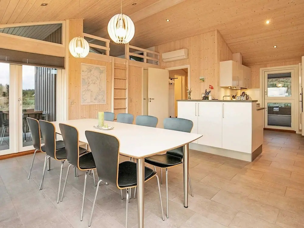 Vibrant Holiday Home in Jutland near Sea