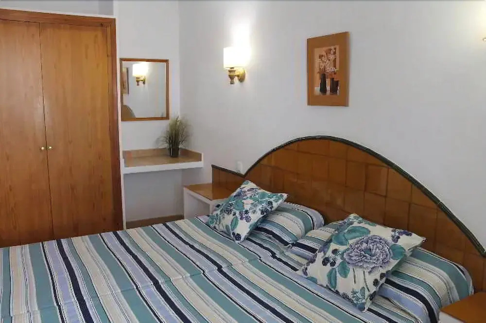 Apartamentos Sol Ponent