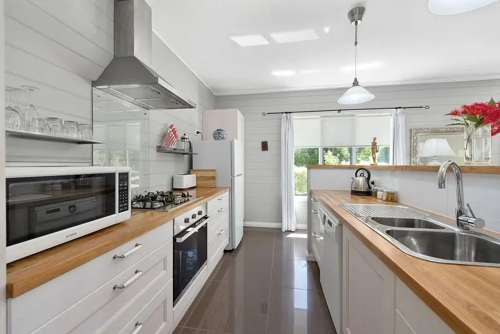 Amelina Cottages