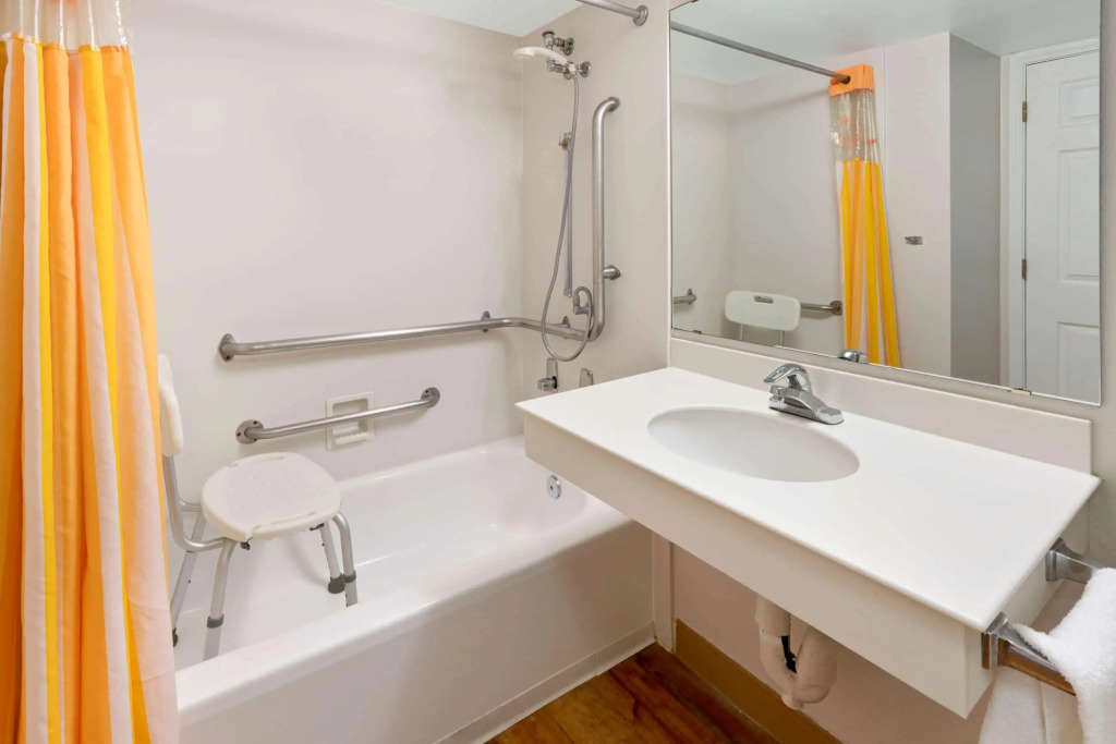 La Quinta Inn by Wyndham Phoenix Sky Harbor Airport