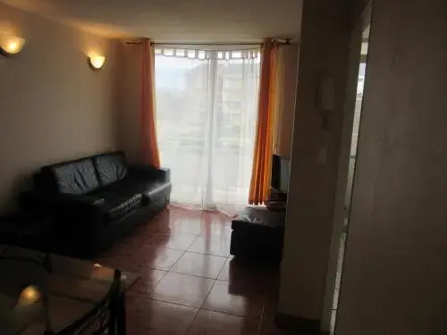 Cuatro Esquinas a pasos de Playa Serena