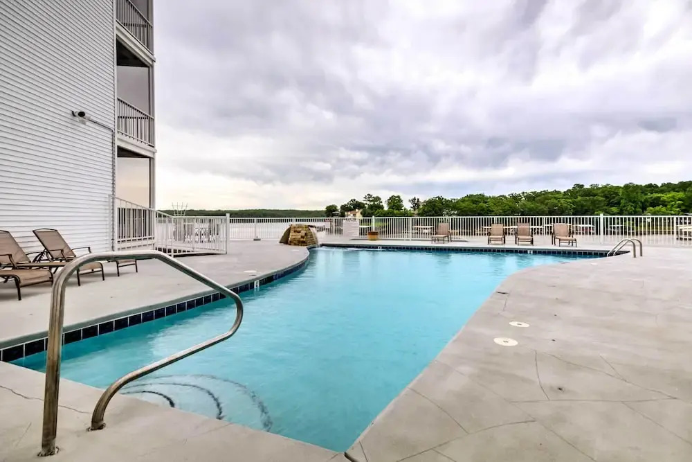 Lakefront Osage Beach Condo: Dock Your Boat Here!