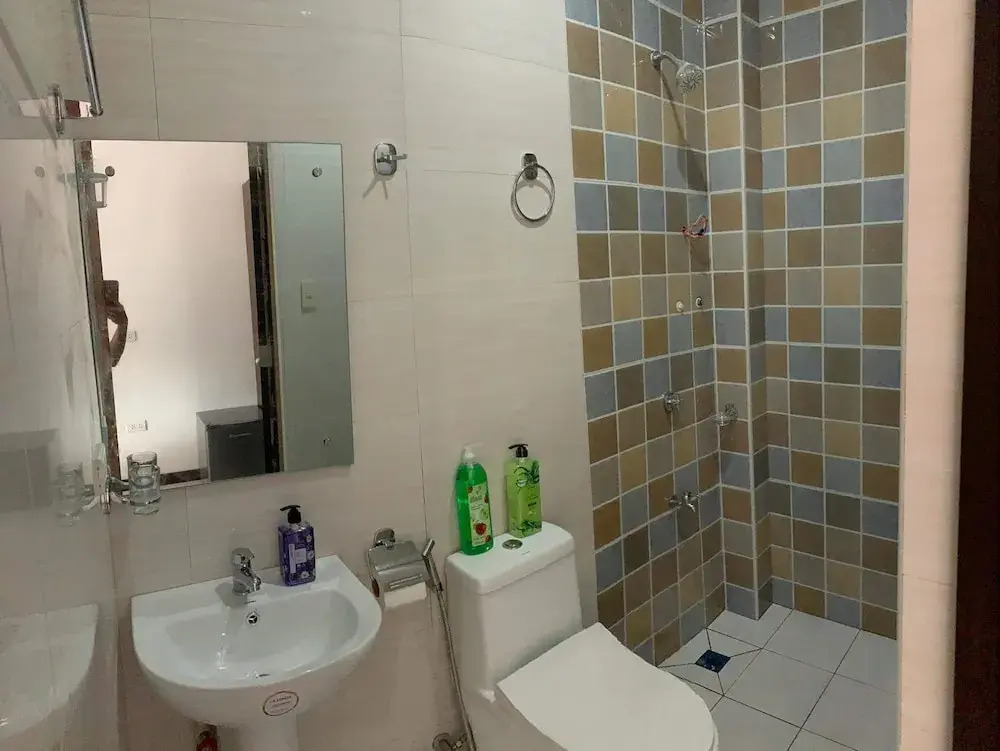 Monati Hostel Panglao