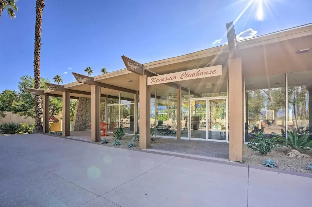 S Palm Desert Condo: Resort Pools & Mtn Views