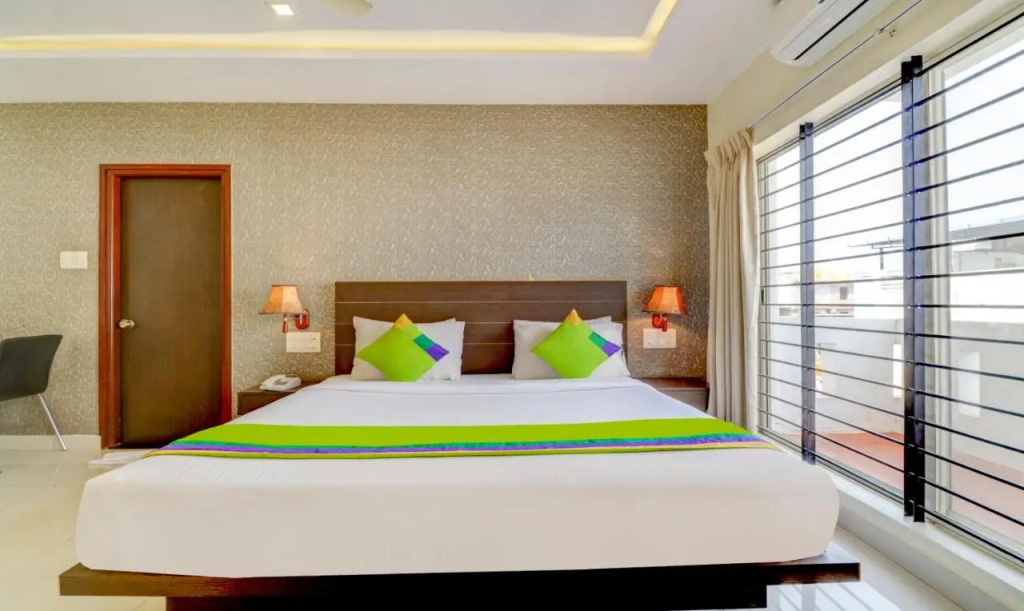 Treebo Orchid, 2.5 kms to Mahatma Gandhi Park