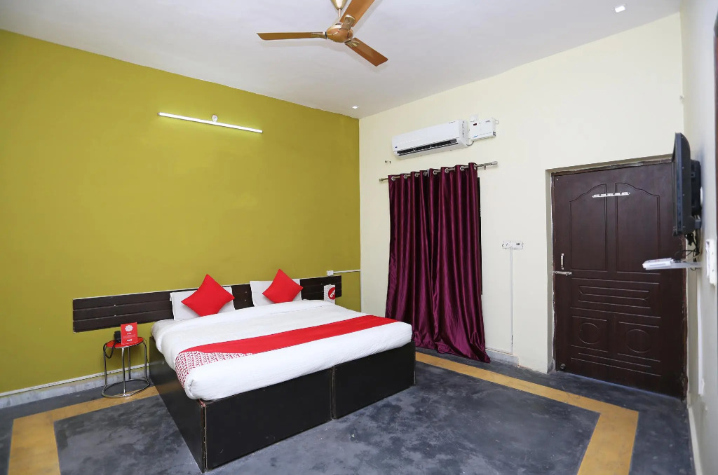 OYO 22660 U B Resort