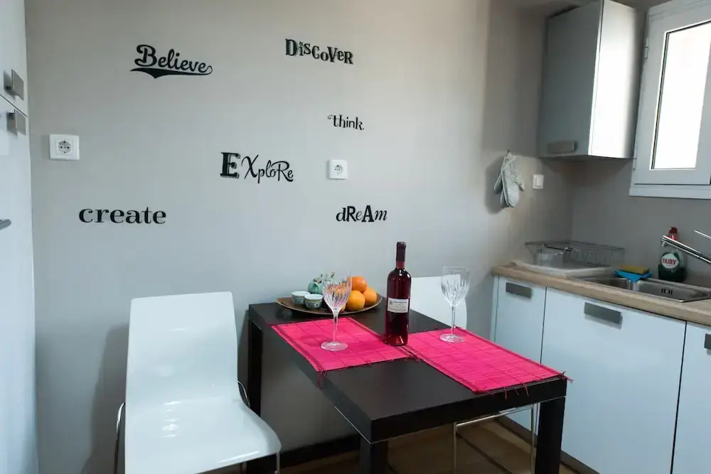 Central 3BD Apt. near Acropolis