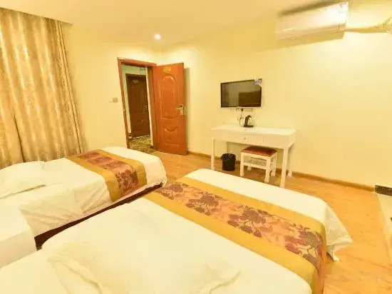 Xingui Fashion Hotel (Guilin North Station)