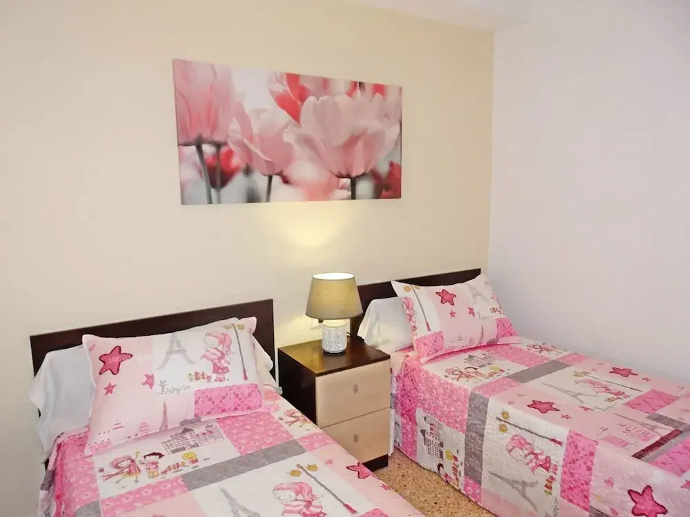 Apartamento Infante A - 13º -  1ª (Sólo Familias)
