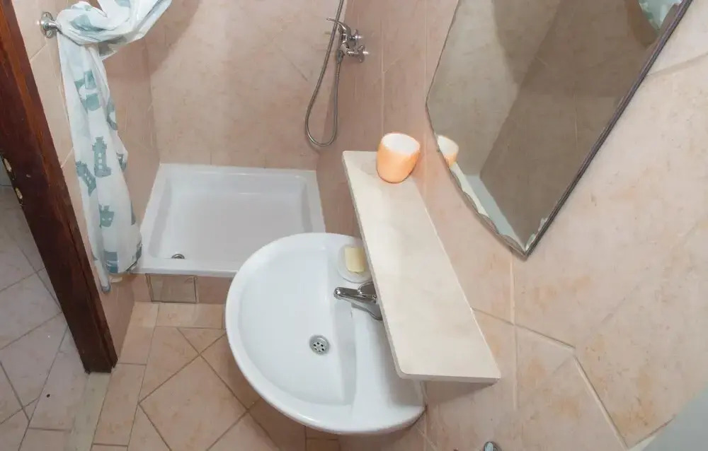 Amazing Home in Stratincica With Wifi and 4 Bedrooms