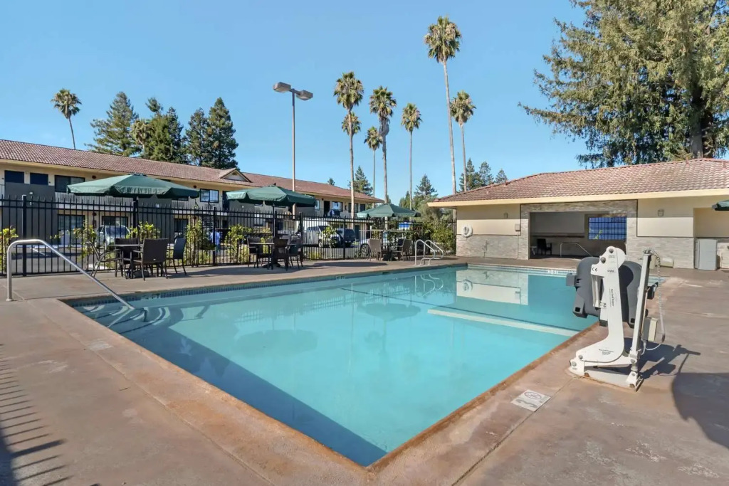 Sonoma Winegrowers Inn