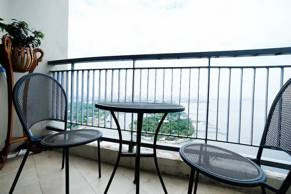 Spacious 2Br Ancol Mansion Apartment