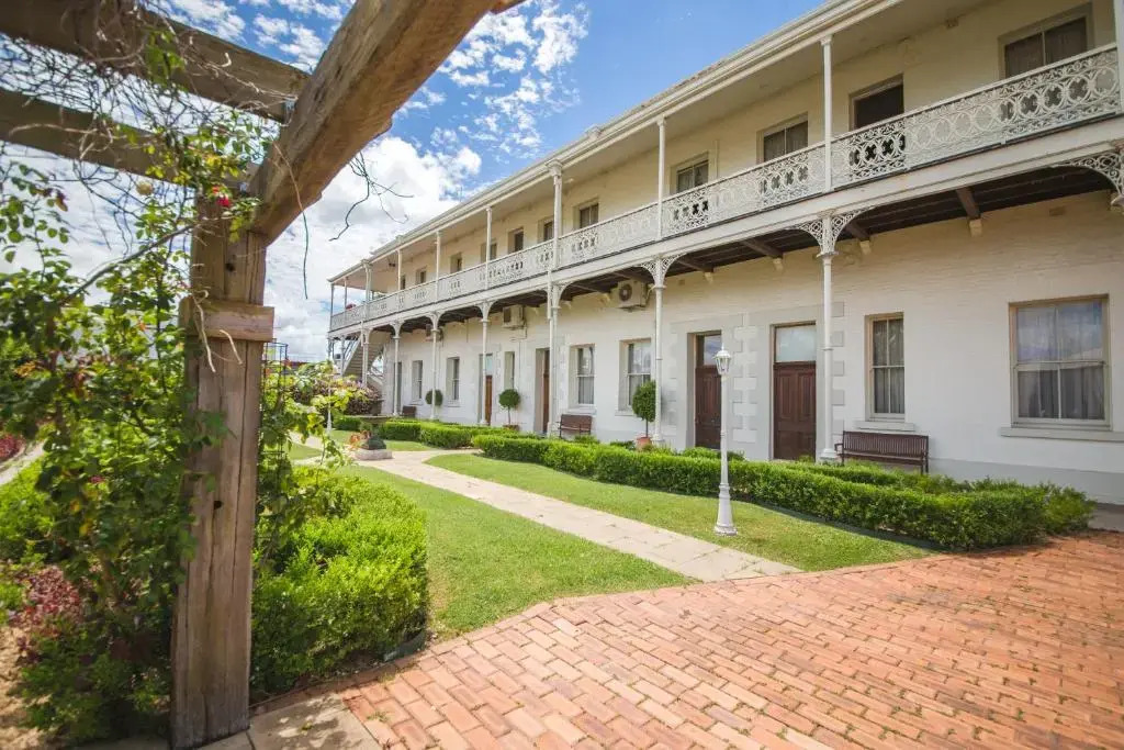 Denison Boutique Hotel