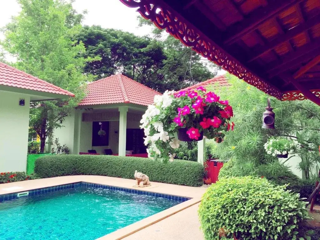 September Inn Villa