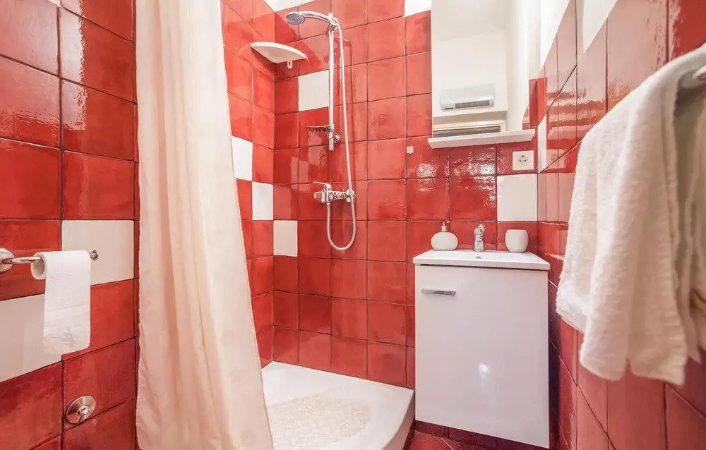 Stunning Home in Lukoran With Outdoor Swimming Pool, Wifi and 4 Bedrooms