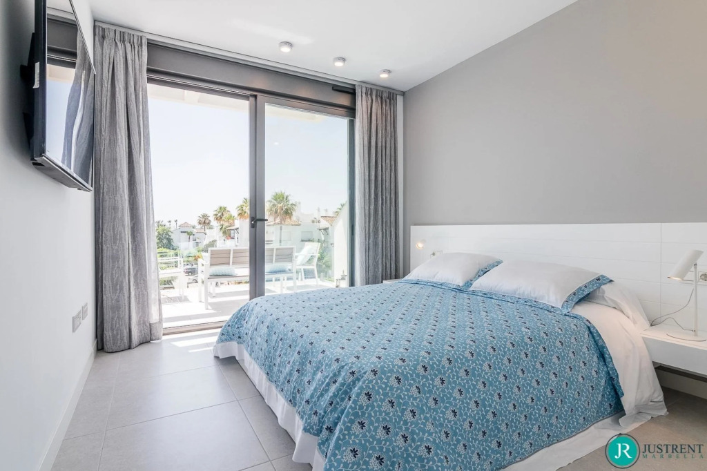Costa Marinsa Penthouse