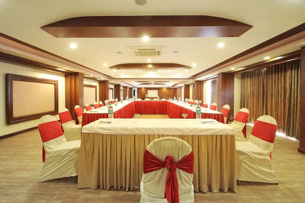 Cambay Resort Jamdoli