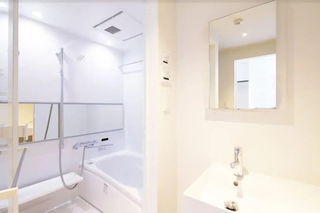 bHotel704 New Apt for 6ppl near PeacePark