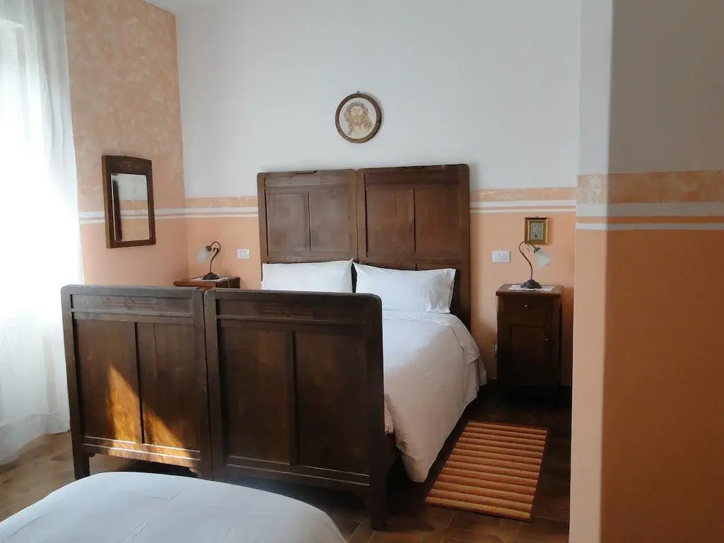 B&B Caslett
