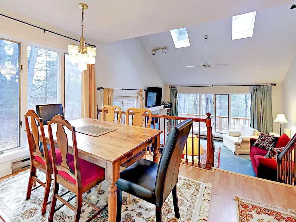 14 Maddocks Rd Condo 4 Bedrooms 3.5 Bathrooms Condo