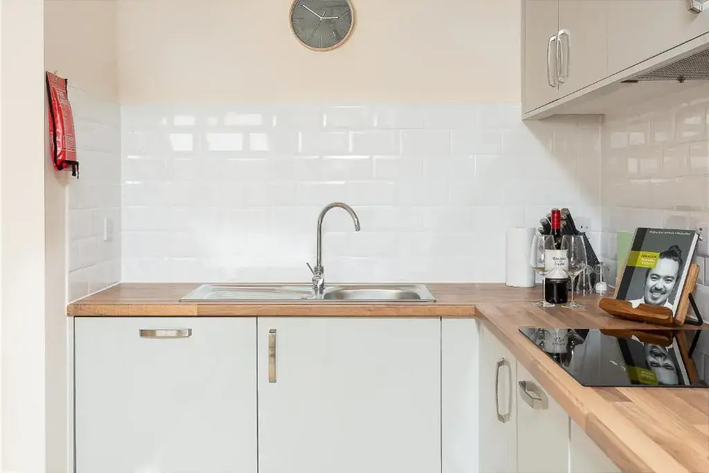 Stylish Modern City Centre Apartment