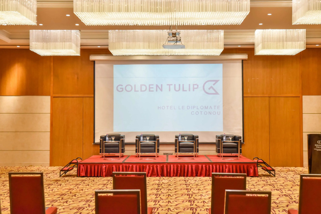 Golden Tulip Le Diplomate