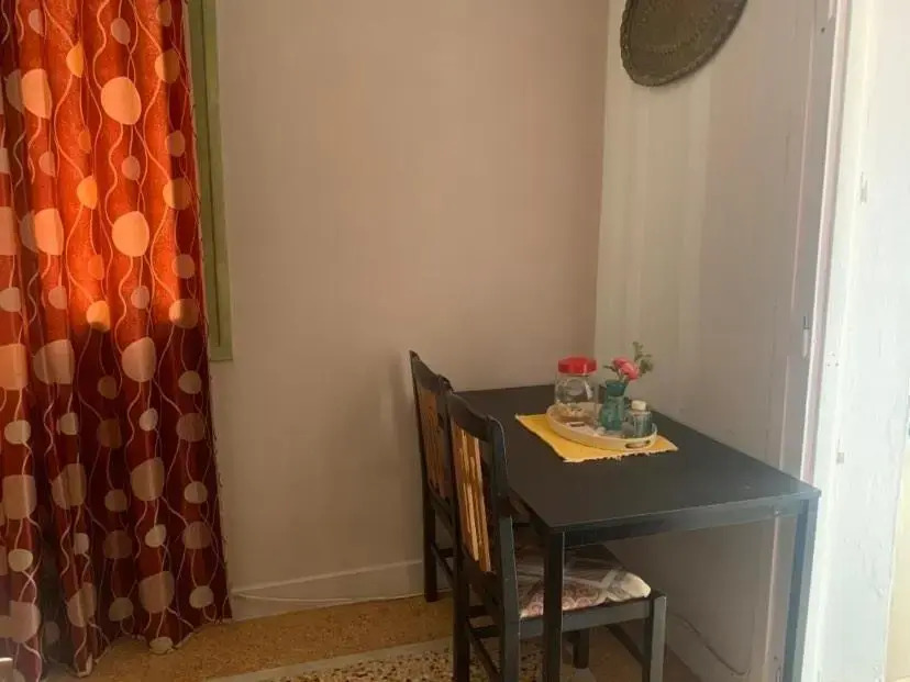 Studio close to Train Station