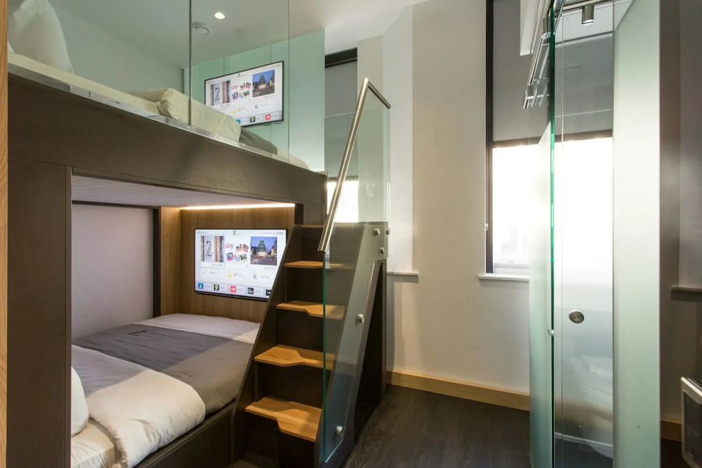 The Z Hotel City