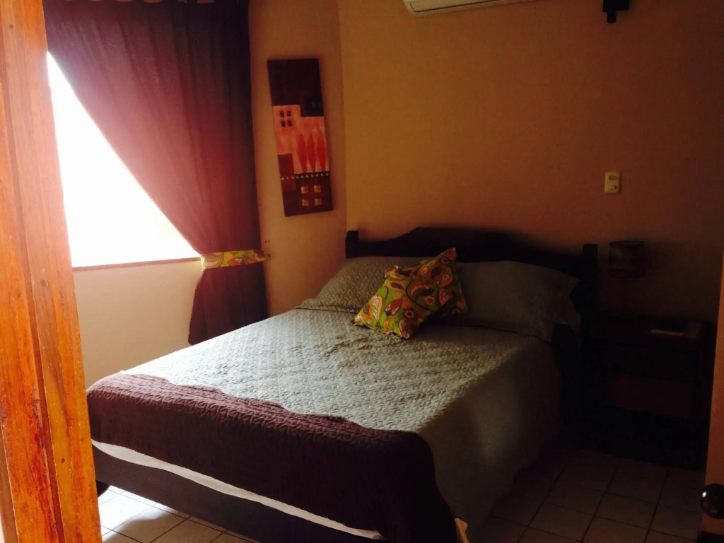 Hotel Mango Mar